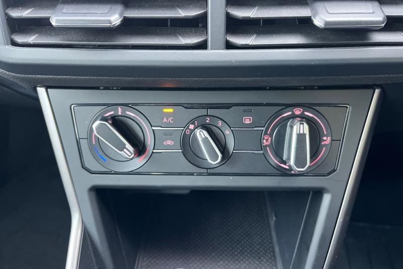 Used Volkswagen Polo 2018 for sale - 76296792: Photo 23