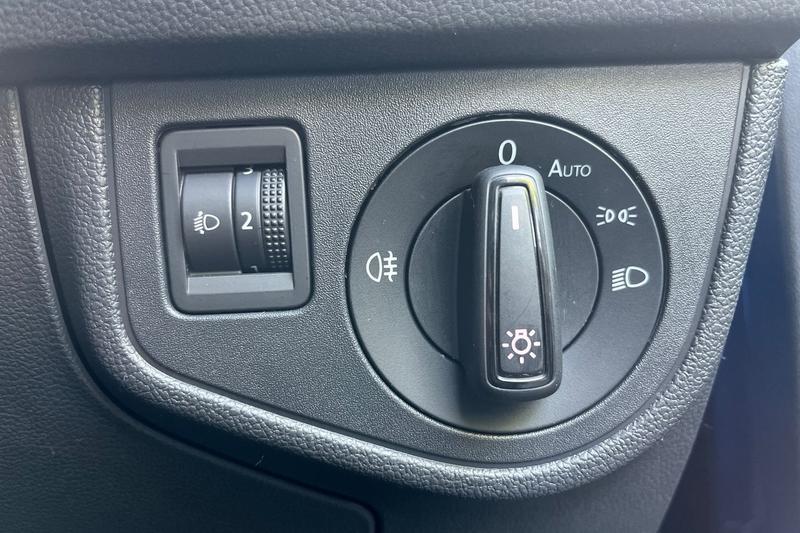 Used Volkswagen Polo 2018 for sale - 76296792: Photo 28