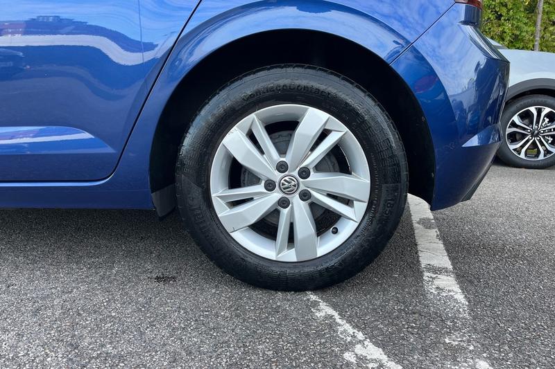 Used Volkswagen Polo 2018 for sale - 76296792: Photo 8