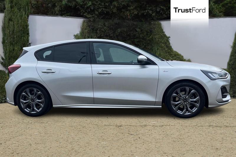 Used Ford Focus 2025 for sale - 77918583: Photo 3