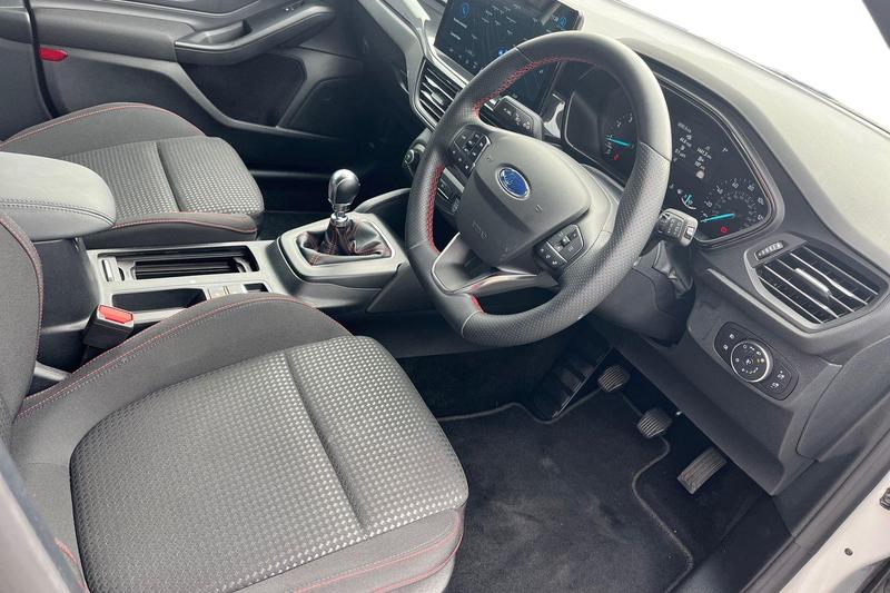 Used Ford Focus 2025 for sale - 77918583: Photo 9