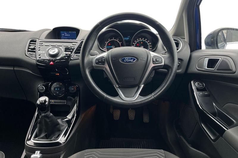 Used Ford Fiesta 2015 for sale - 77785356: Photo 11