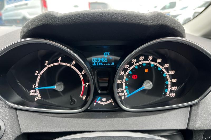 Used Ford Fiesta 2015 for sale - 77785356: Photo 13