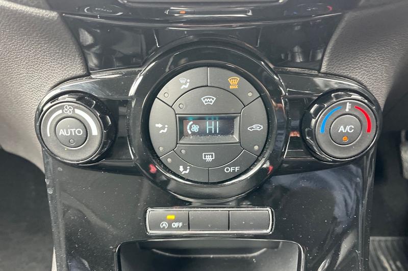 Used Ford Fiesta 2015 for sale - 77785356: Photo 23