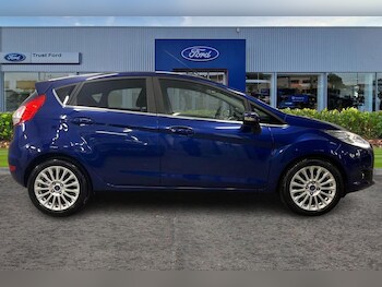 Used Ford Fiesta 2015 for sale - 77785356: Photo