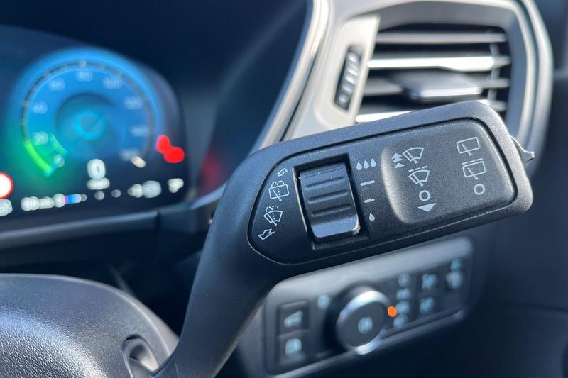 Used Ford Kuga 2025 for sale - 76603393: Photo 15