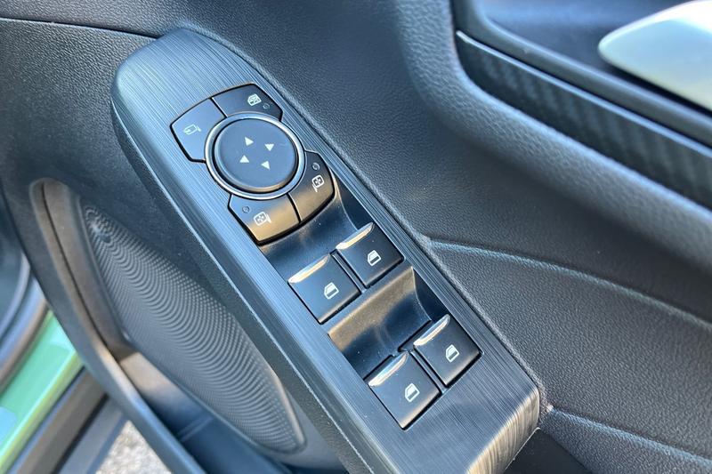 Used Ford Kuga 2025 for sale - 76603393: Photo 16