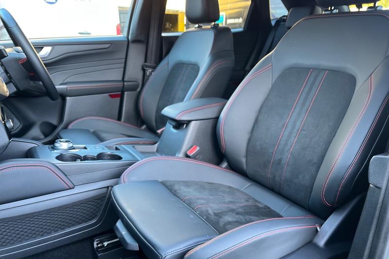 Used Ford Kuga 2025 for sale - 76603393: Photo 19