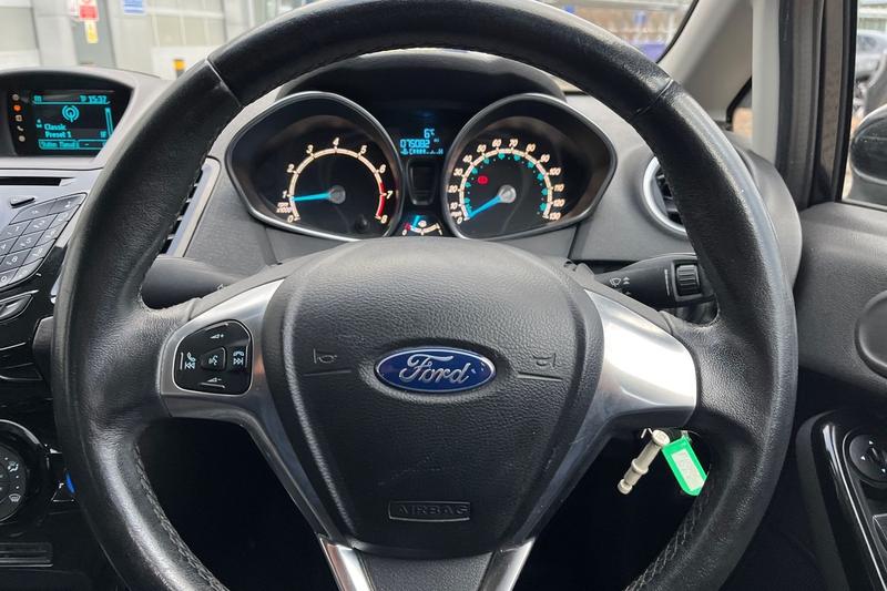 Used Ford Fiesta 2015 for sale - 76631430: Photo 12