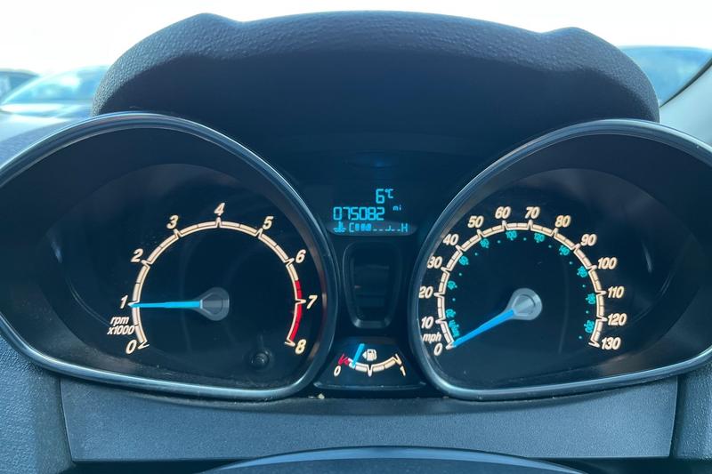 Used Ford Fiesta 2015 for sale - 76631430: Photo 13