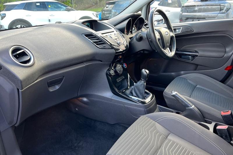 Used Ford Fiesta 2015 for sale - 76631430: Photo 18