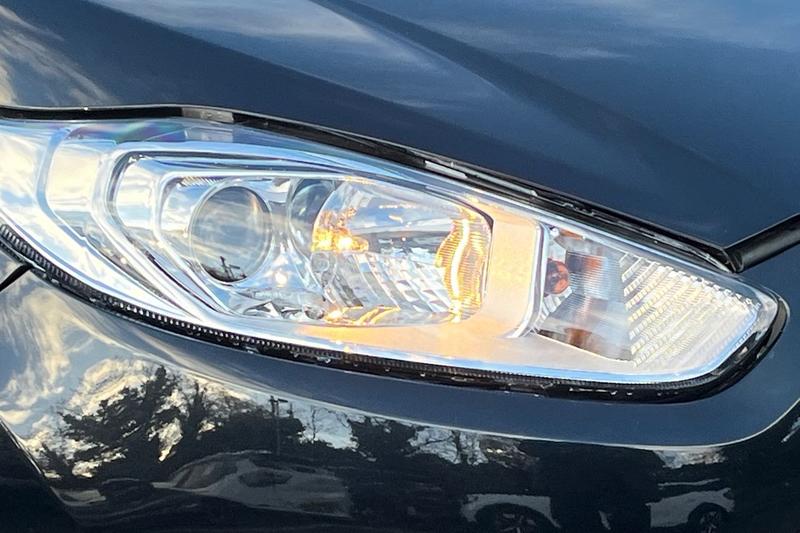 Used Ford Fiesta 2015 for sale - 76631430: Photo 34