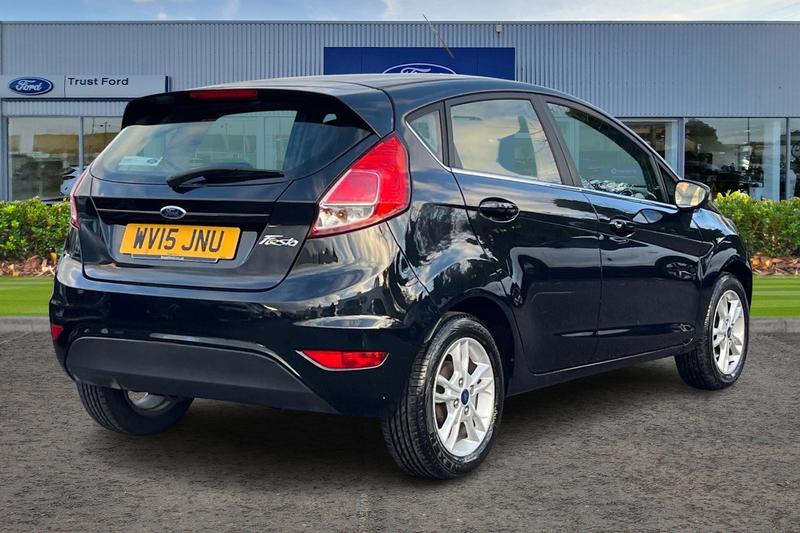 Used Ford Fiesta 2015 for sale - 76631430: Photo 4