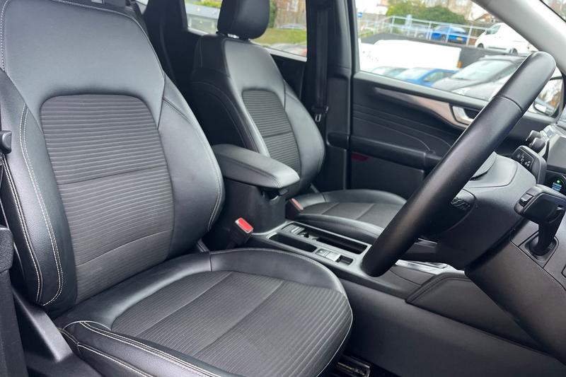 Used Ford Kuga 2022 for sale - 76895477: Photo 17