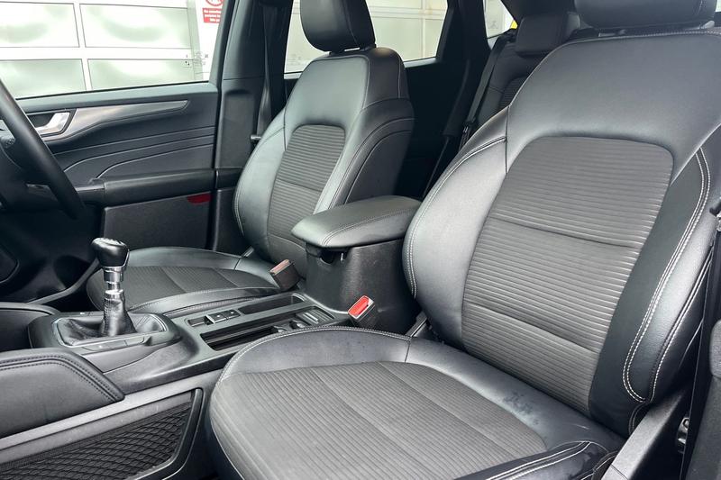 Used Ford Kuga 2022 for sale - 76895477: Photo 19