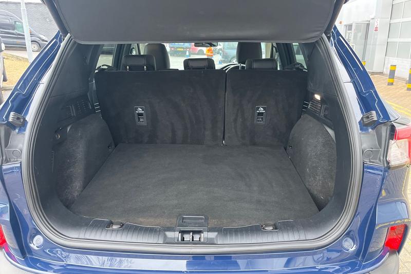 Used Ford Kuga 2022 for sale - 76895477: Photo 21