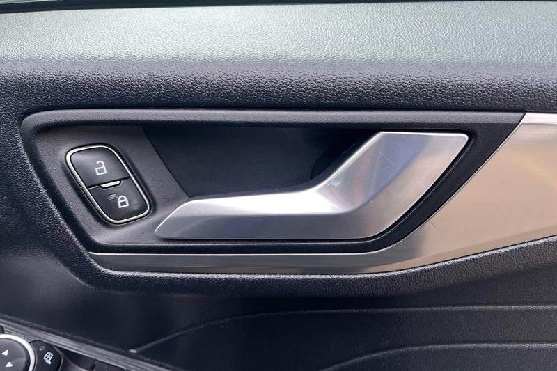 Used Ford Kuga 2022 for sale - 76895477: Photo 30