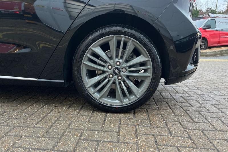 Used Ford Focus 2019 for sale - 76830261: Photo 8