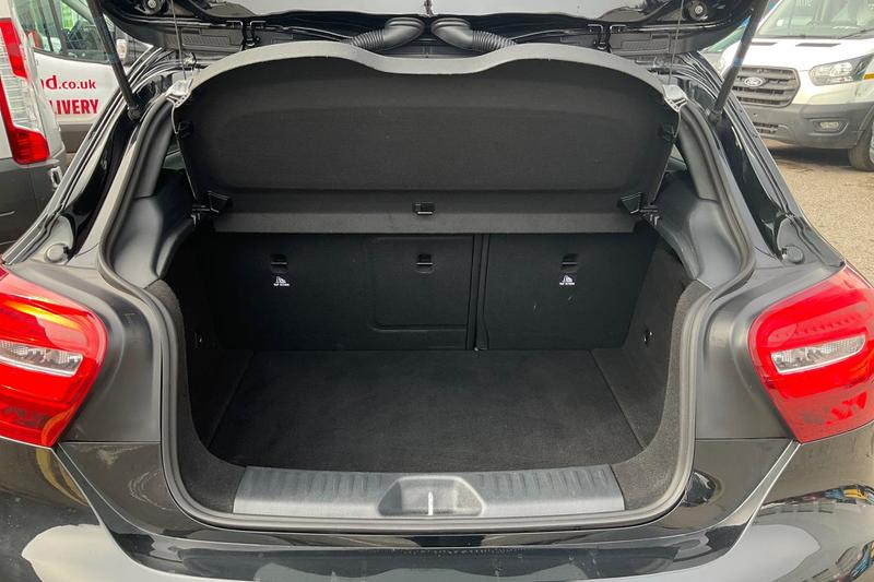 Used Mercedes-Benz A-Class 2017 for sale - 77804583: Photo 21