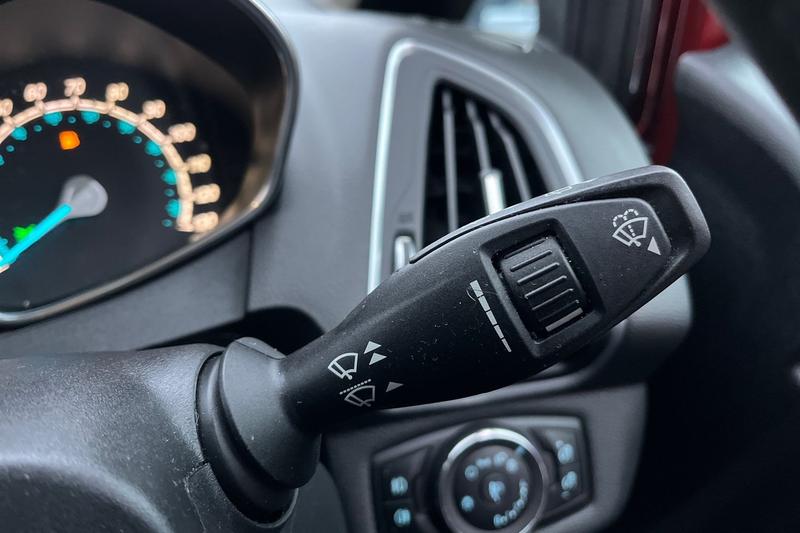 Used Ford B-MAX 2016 for sale - 76568664: Photo 15