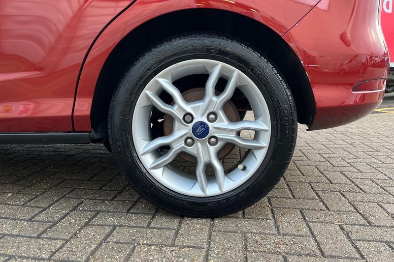 Used Ford B-MAX 2016 for sale - 76568664: Photo 8