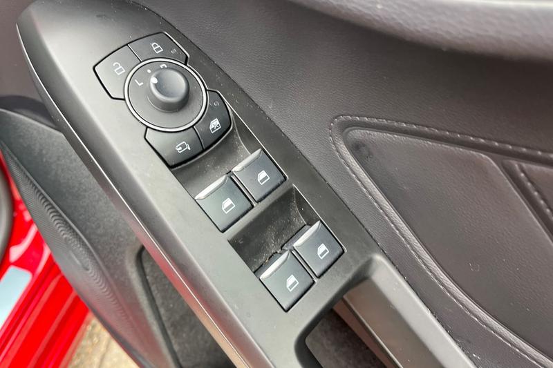 Used Ford Focus 2024 for sale - 76234906: Photo 16