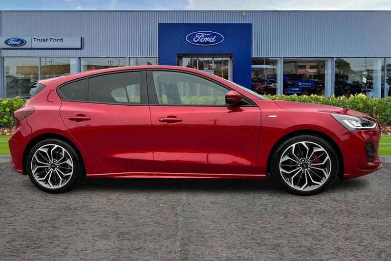 Used Ford Focus 2024 for sale - 76234906: Photo 3