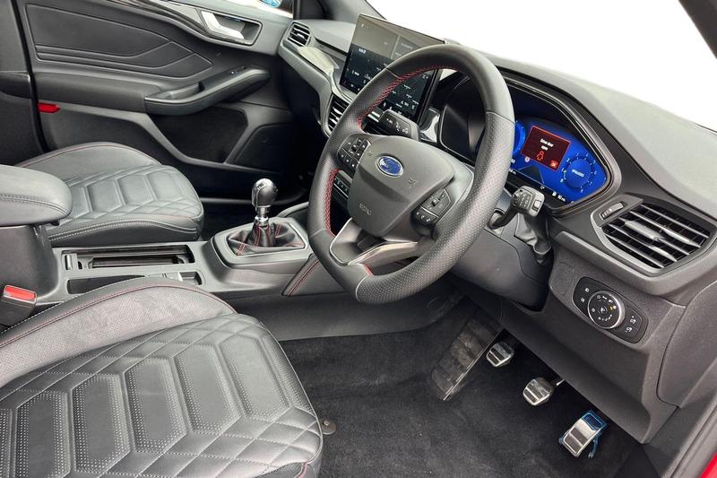 Used Ford Focus 2024 for sale - 76234906: Photo 9