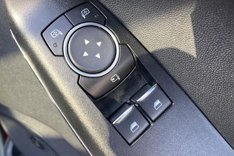 Used Ford Fiesta 2018 for sale - 77951298: Photo 16