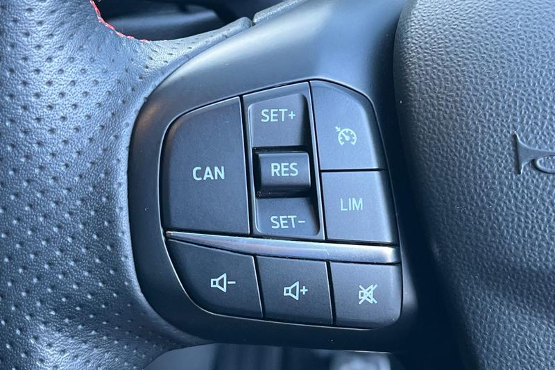 Used Ford Fiesta 2021 for sale - 76603395: Photo 26