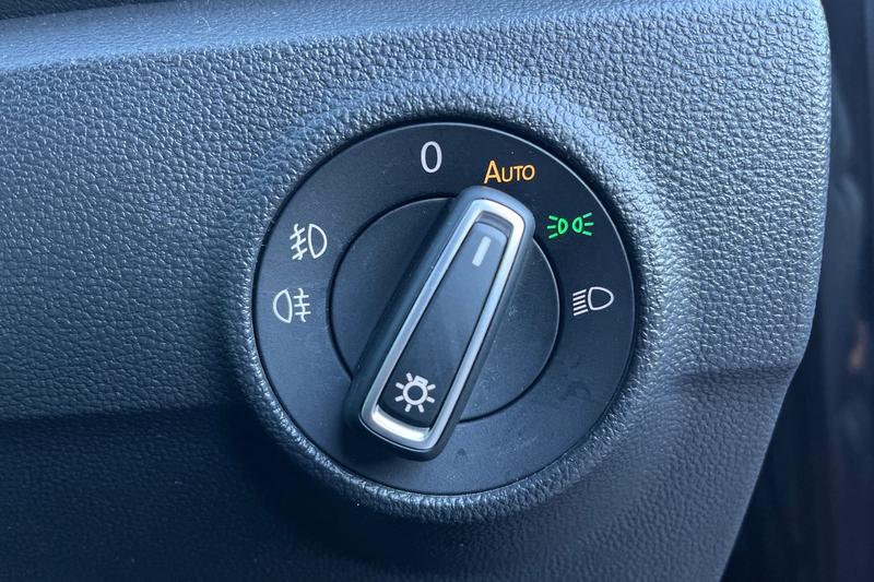 Used Volkswagen T-Roc 2022 for sale - 76895394: Photo 32