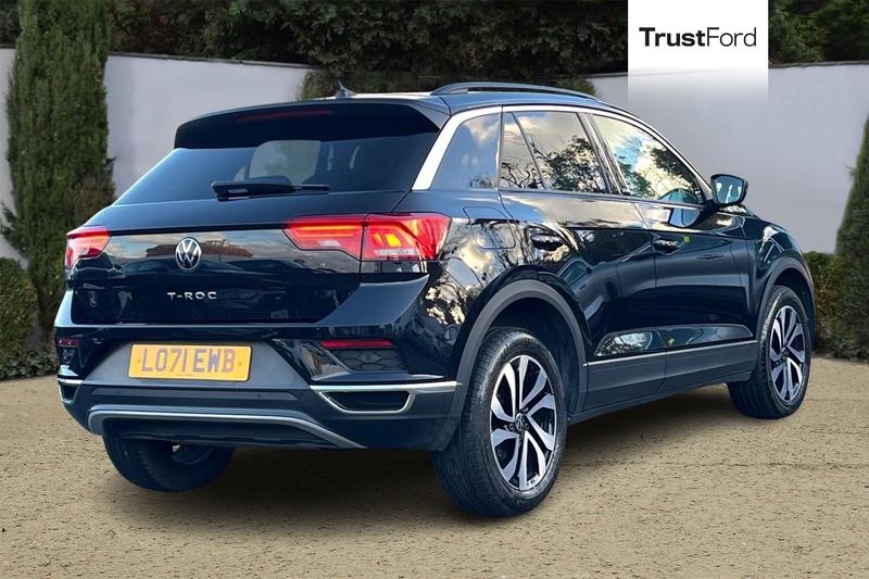 Used Volkswagen T-Roc 2022 for sale - 76895394: Photo 4