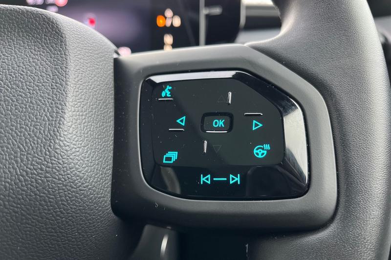 Used Ford Explorer 2024 for sale - 76653378: Photo 24