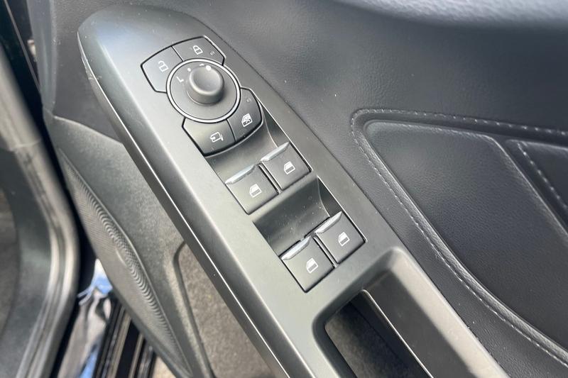Used Ford Focus 2022 for sale - 76038198: Photo 16