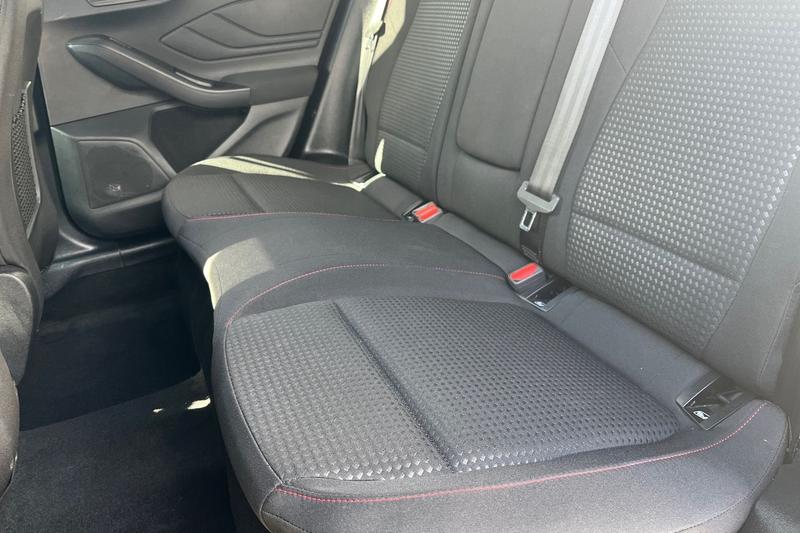 Used Ford Focus 2022 for sale - 76038198: Photo 20