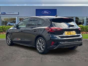 Used Ford Focus 2022 for sale - 76038198: Photo 2