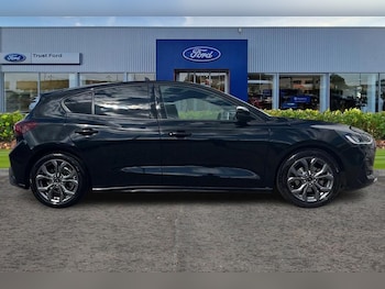 Used Ford Focus 2022 for sale - 76038198: Photo 3