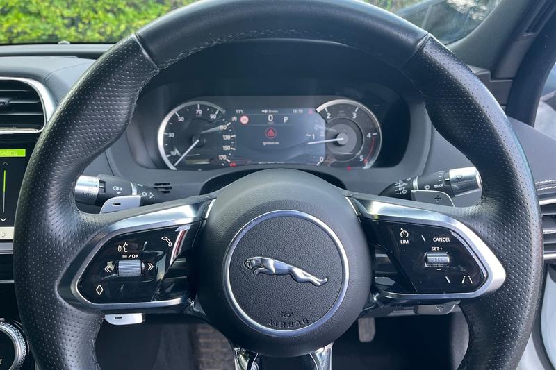 Used Jaguar XE 2019 for sale - 76744293: Photo 12