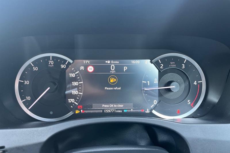 Used Jaguar XE 2019 for sale - 76744293: Photo 13