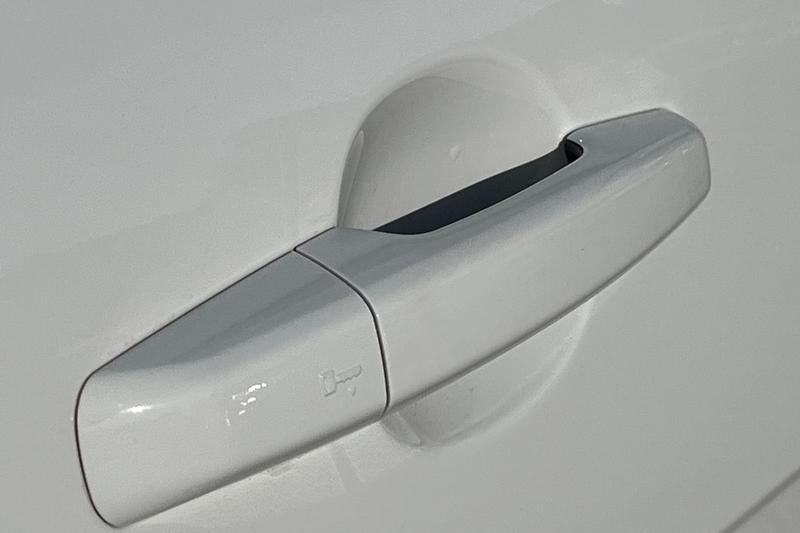 Used Jaguar XE 2019 for sale - 76744293: Photo 24