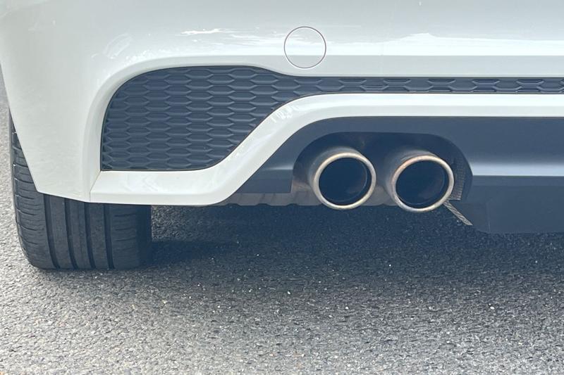 Used Jaguar XE 2019 for sale - 76744293: Photo 33