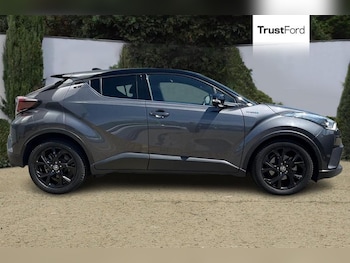 Used Toyota C-HR 2018 for sale - 79128635: Photo