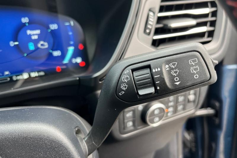 Used Ford Kuga 2023 for sale - 76480316: Photo 15