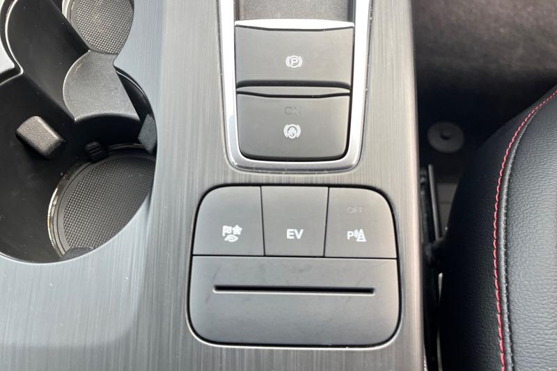 Used Ford Kuga 2023 for sale - 76480316: Photo 32