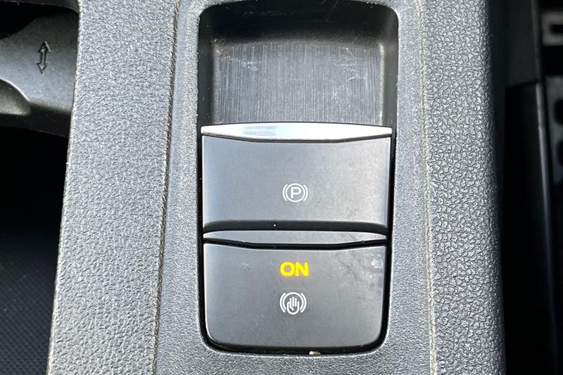 Used Ford Kuga 2020 for sale - 76738869: Photo 33