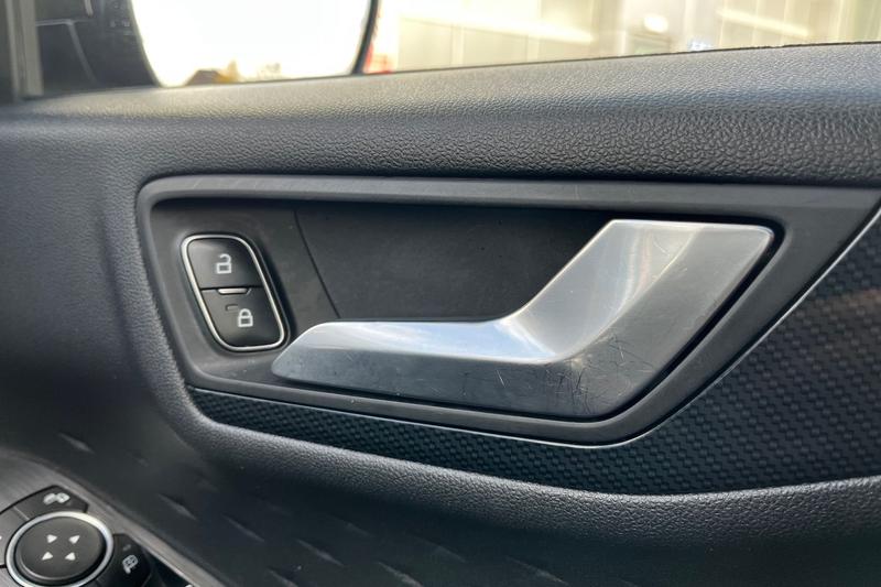 Used Ford Kuga 2020 for sale - 76738869: Photo 38