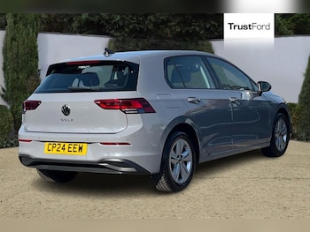 Used Volkswagen Golf 2024 for sale - 77733197: Photo