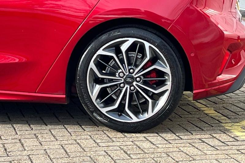 Used Ford Focus 2022 for sale - 76415874: Photo 8