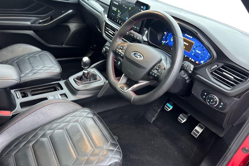 Used Ford Focus 2022 for sale - 76415874: Photo 9