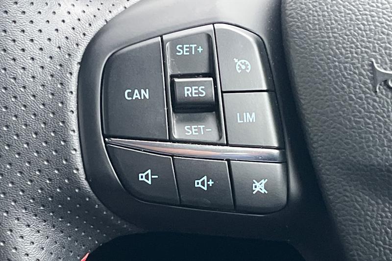 Used Ford Focus 2024 for sale - 76937174: Photo 26